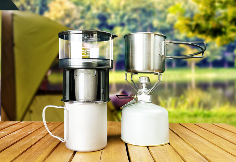 oceanrich × tent-Mark DESIGNS ポータブルオートコーヒードリッパー 使用イメージ2